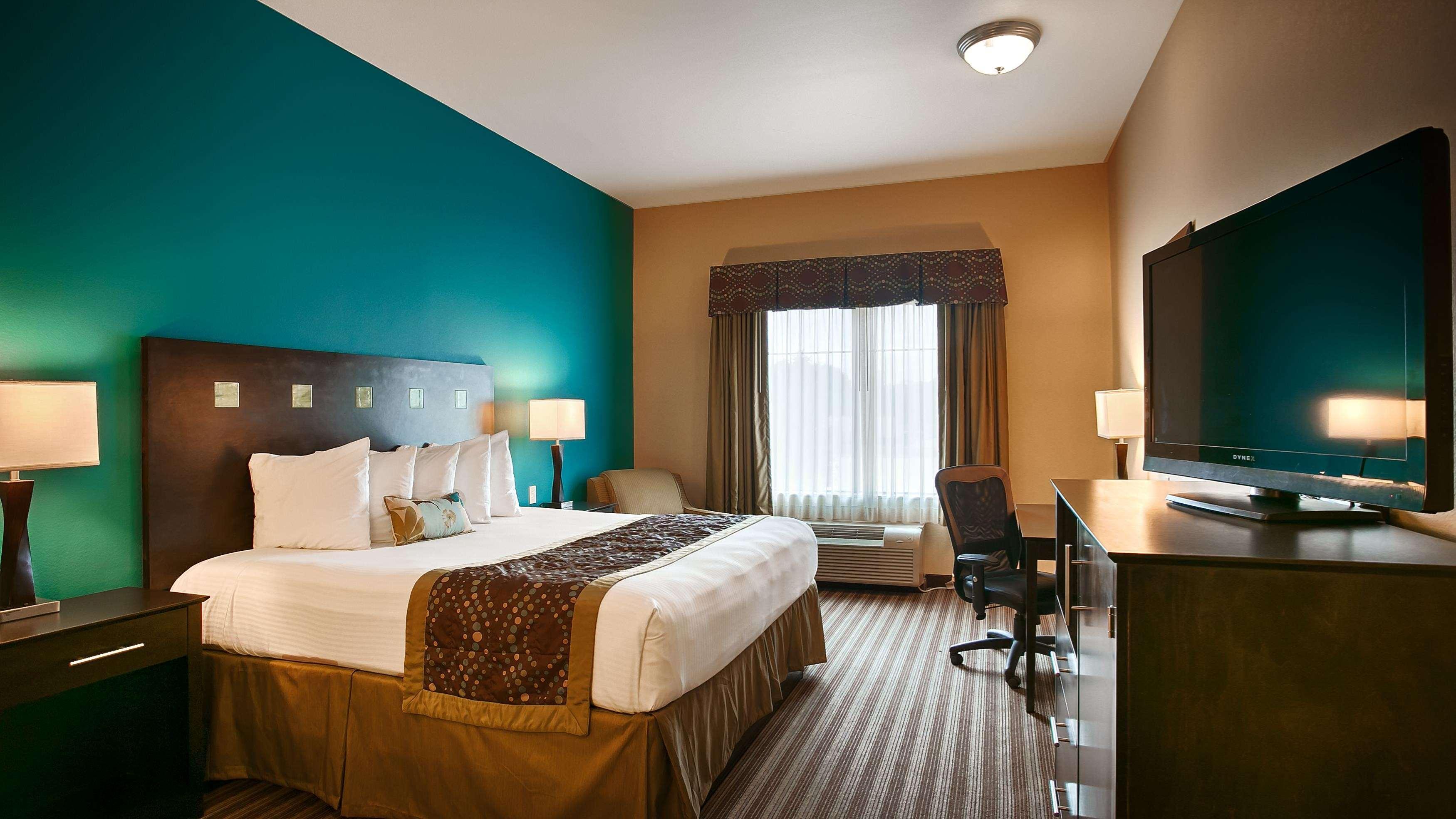 Best Western Plus Desoto Inn & Suites Mansfield Екстер'єр фото