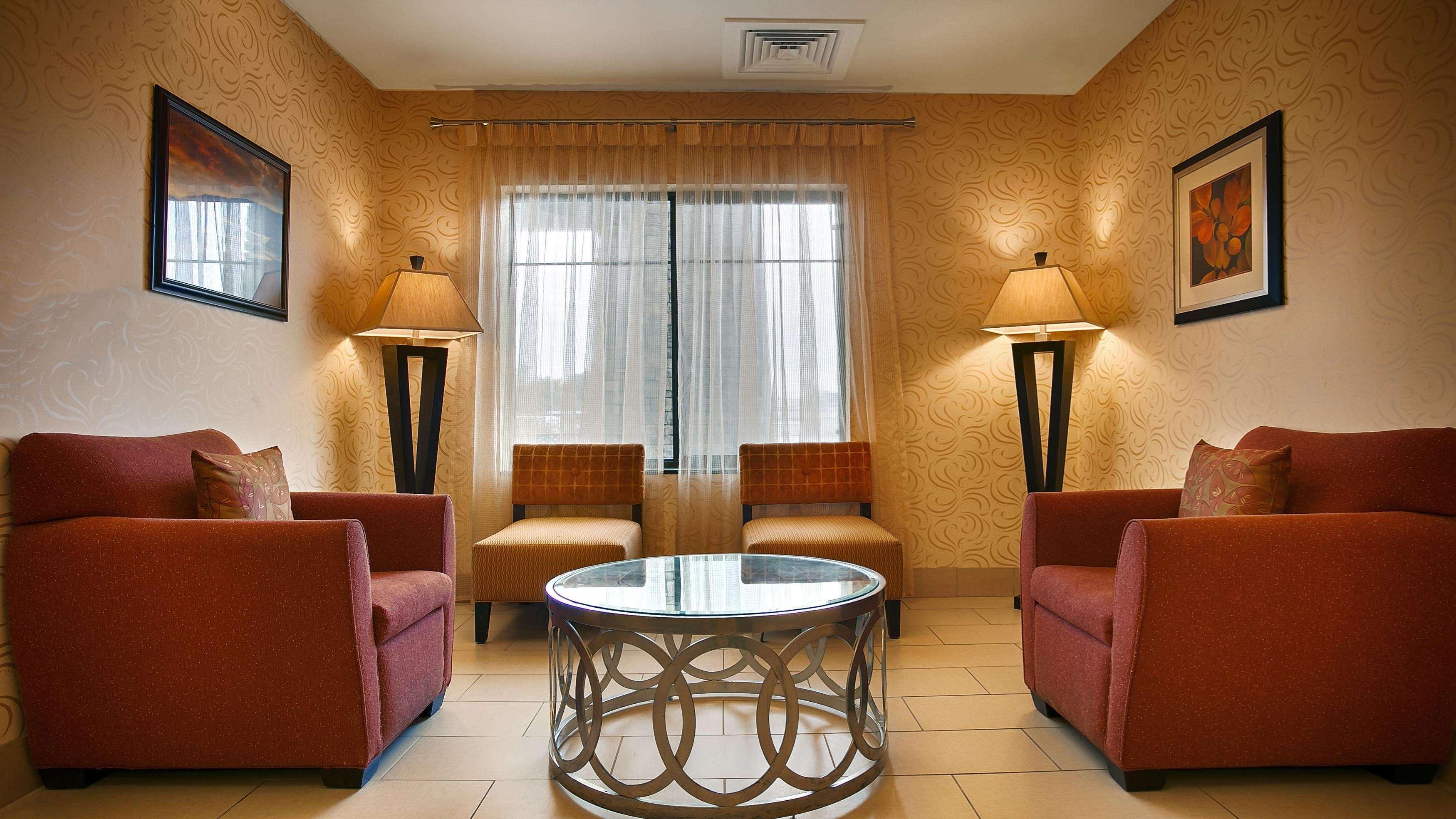Best Western Plus Desoto Inn & Suites Mansfield Екстер'єр фото