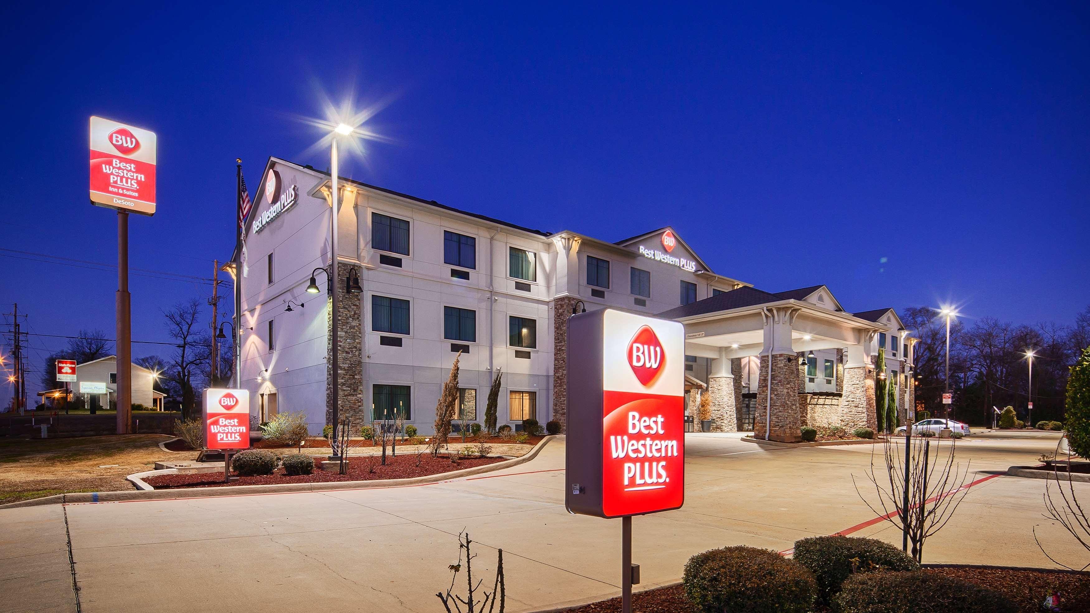 Best Western Plus Desoto Inn & Suites Mansfield Екстер'єр фото