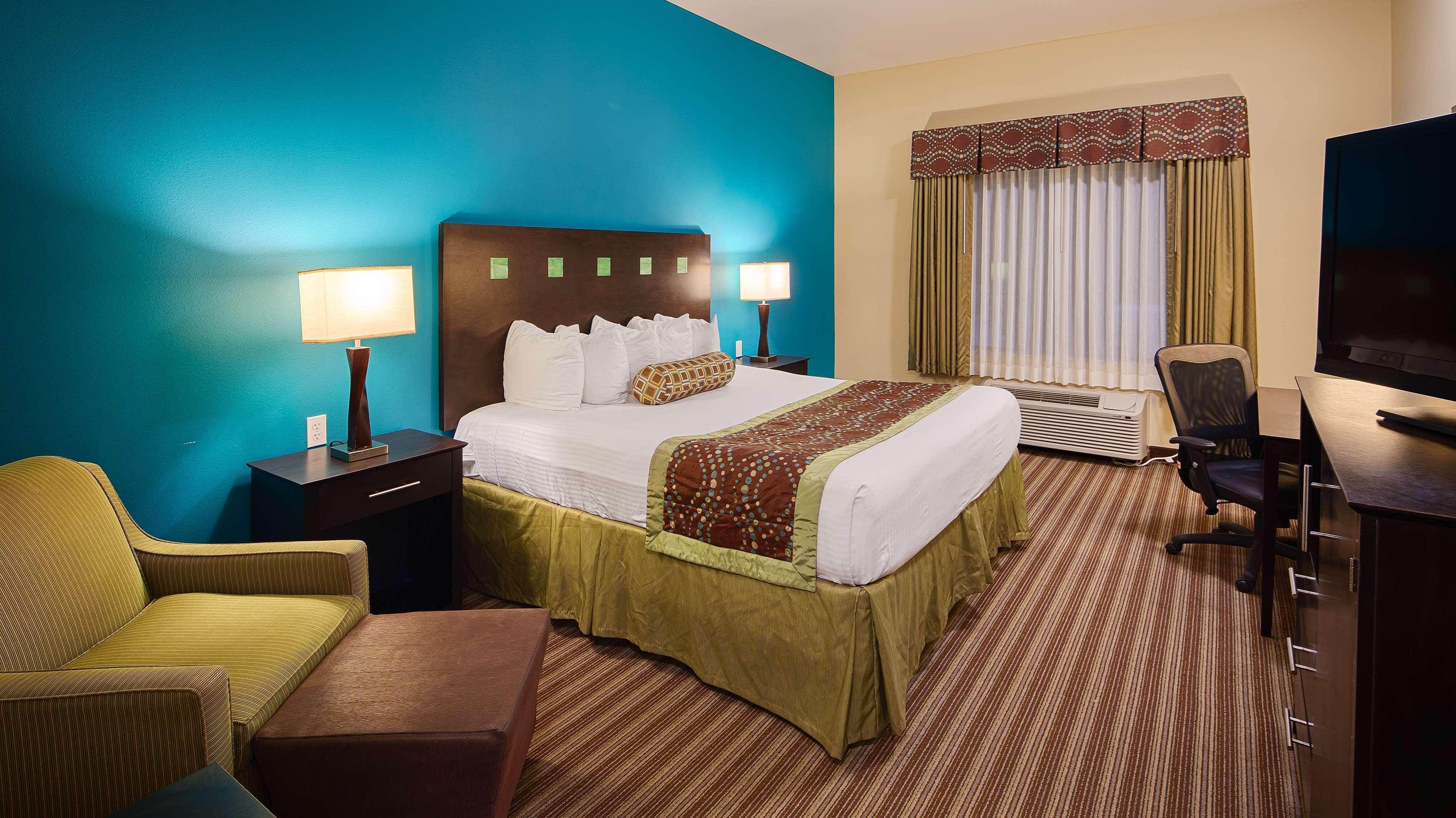 Best Western Plus Desoto Inn & Suites Mansfield Екстер'єр фото