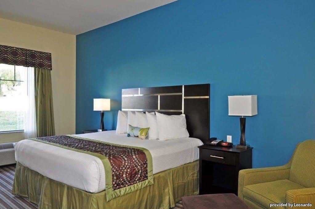 Best Western Plus Desoto Inn & Suites Mansfield Екстер'єр фото