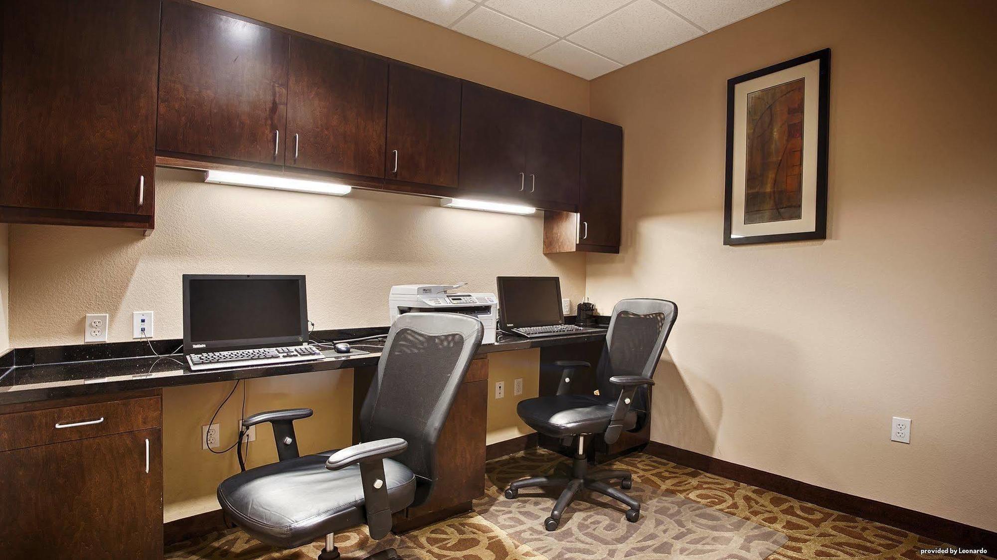 Best Western Plus Desoto Inn & Suites Mansfield Екстер'єр фото